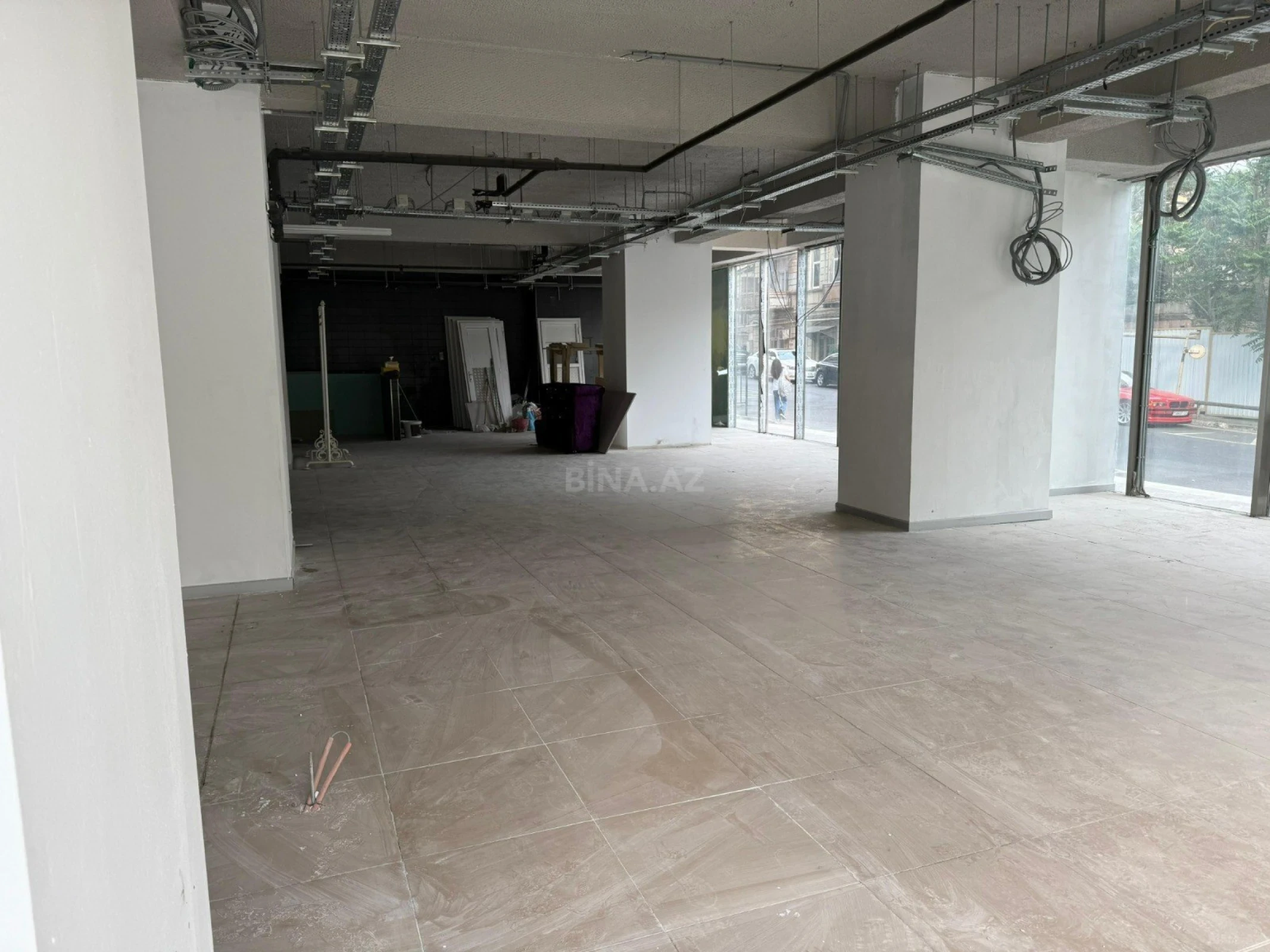 Kirayə verilir obyekt 3926 m²