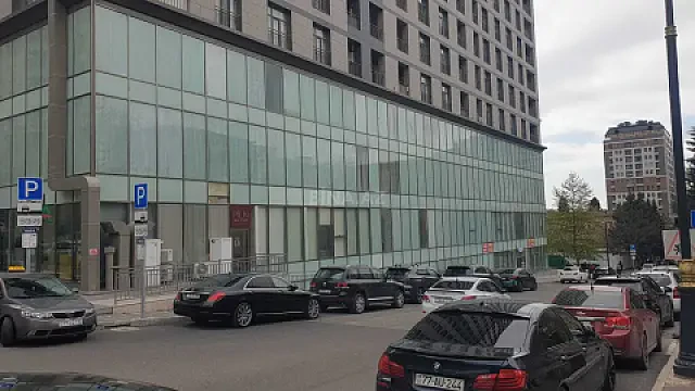 Kirayə verilir obyekt 3926 m² — Bakı 3926.00 m²