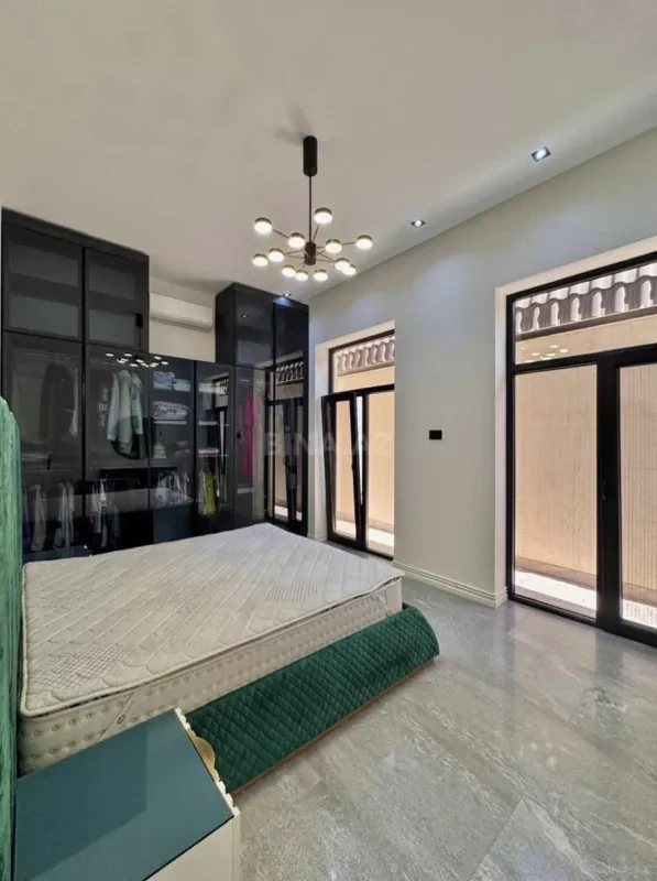 Kirayə verilir 4 otaqlı həyət evi 200 m²