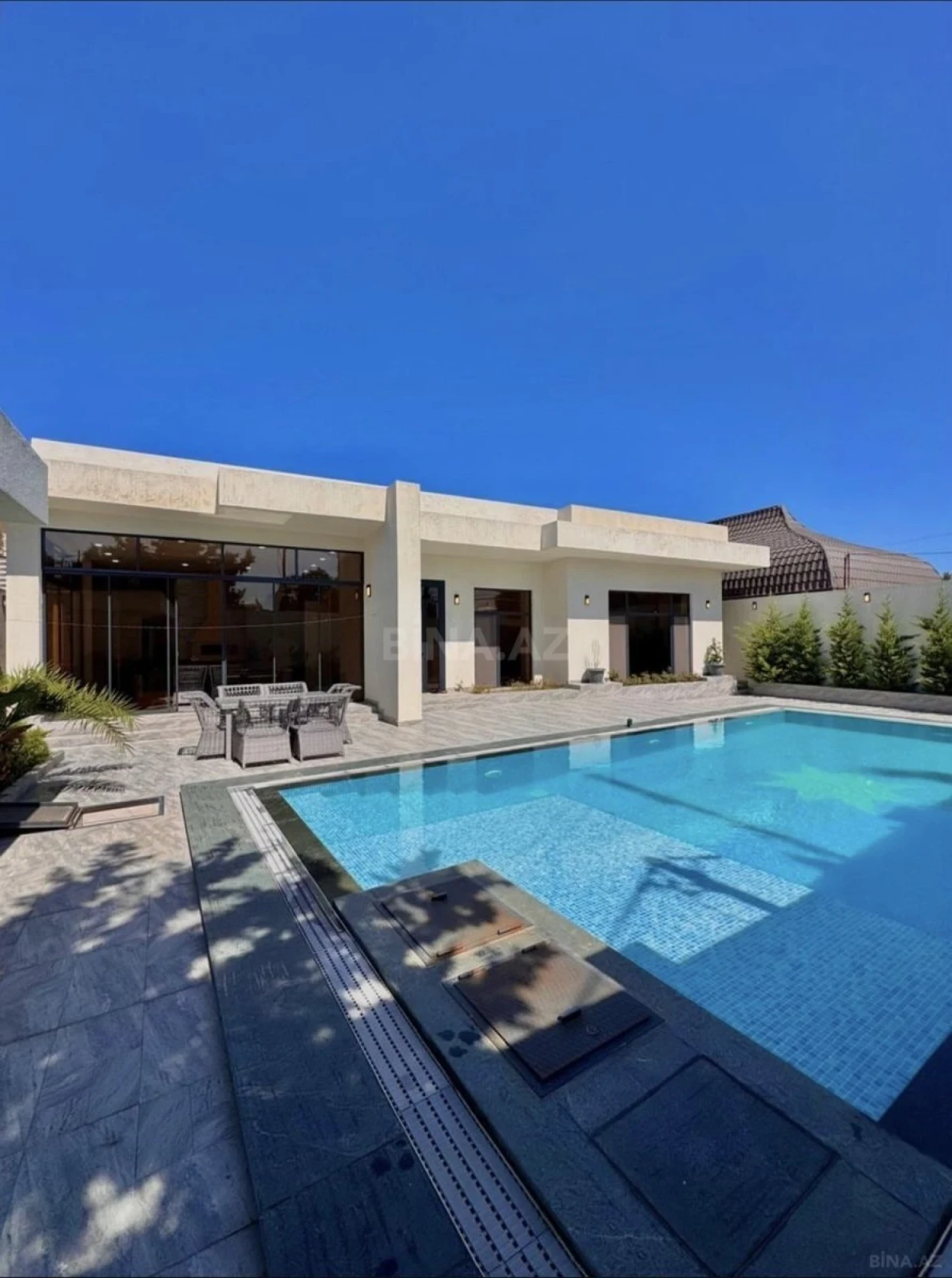 Kirayə verilir 4 otaqlı həyət evi 200 m²
