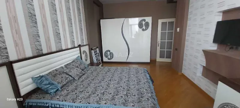 Kirayə verilir 3 otaqlı mənzil 170 m²