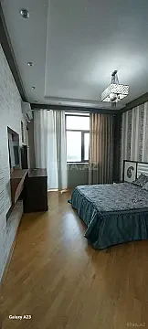 Kirayə verilir 3 otaqlı mənzil 170 m²