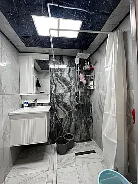 Kirayə verilir 1 otaqlı mənzil 150 m²