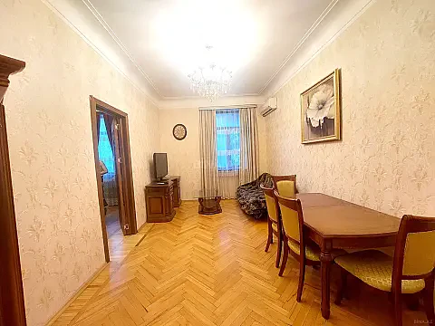 Kirayə verilir 2 otaqlı mənzil 60 m² — Bakı, Nəsimi 2 otaq 60.00 m²