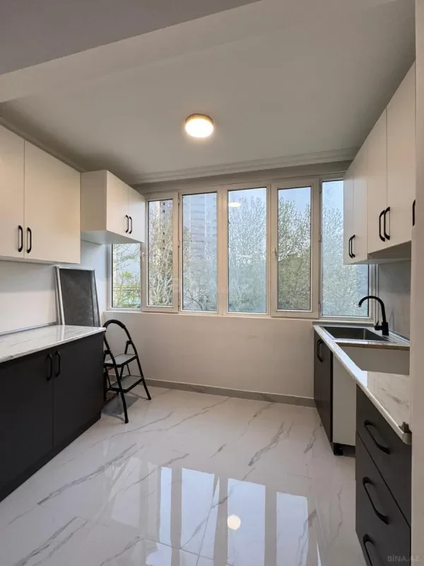 Satılır 2 otaqlı mənzil 43 m²