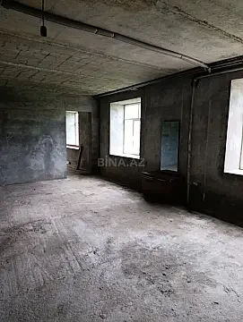 Satılır 4 otaqlı mənzil 145 m²