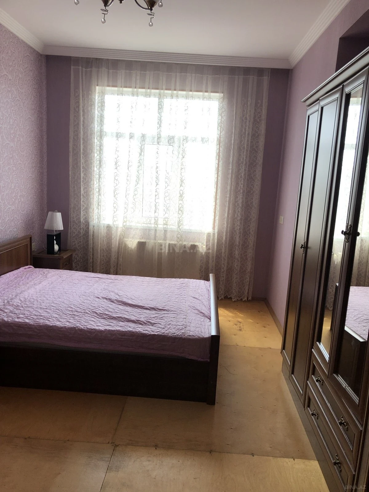 Kirayə verilir 2 otaqlı mənzil 85 m²