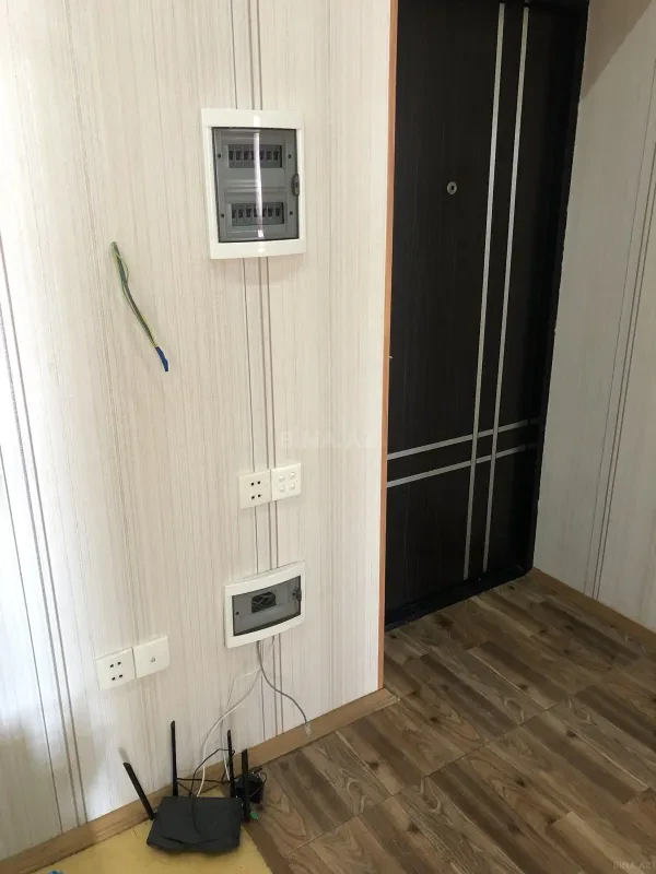 Kirayə verilir 2 otaqlı mənzil 85 m²