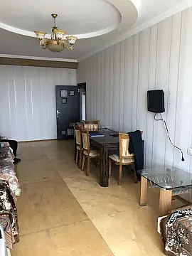 Kirayə verilir 2 otaqlı mənzil 85 m²