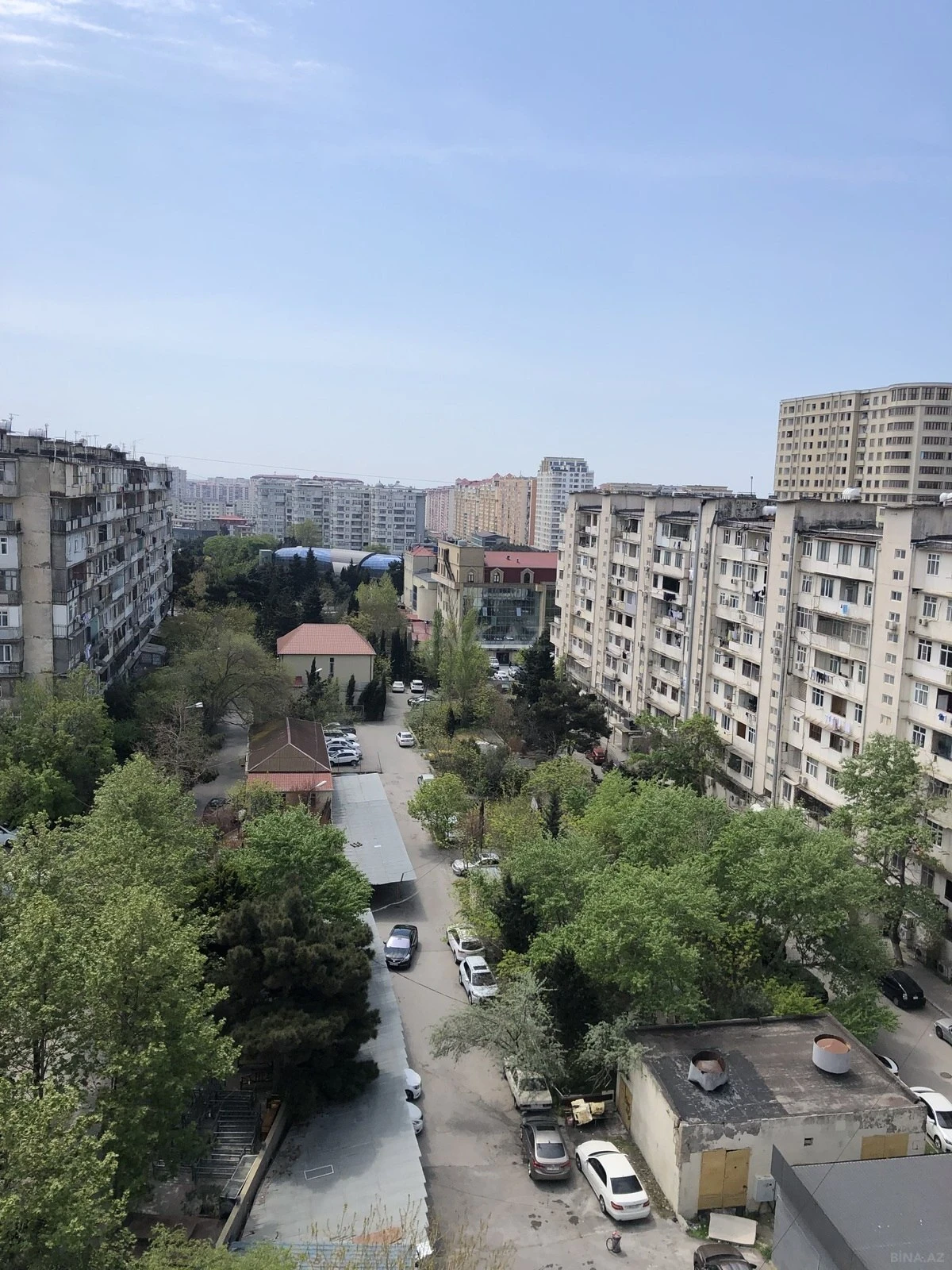 Kirayə verilir 2 otaqlı mənzil 85 m²