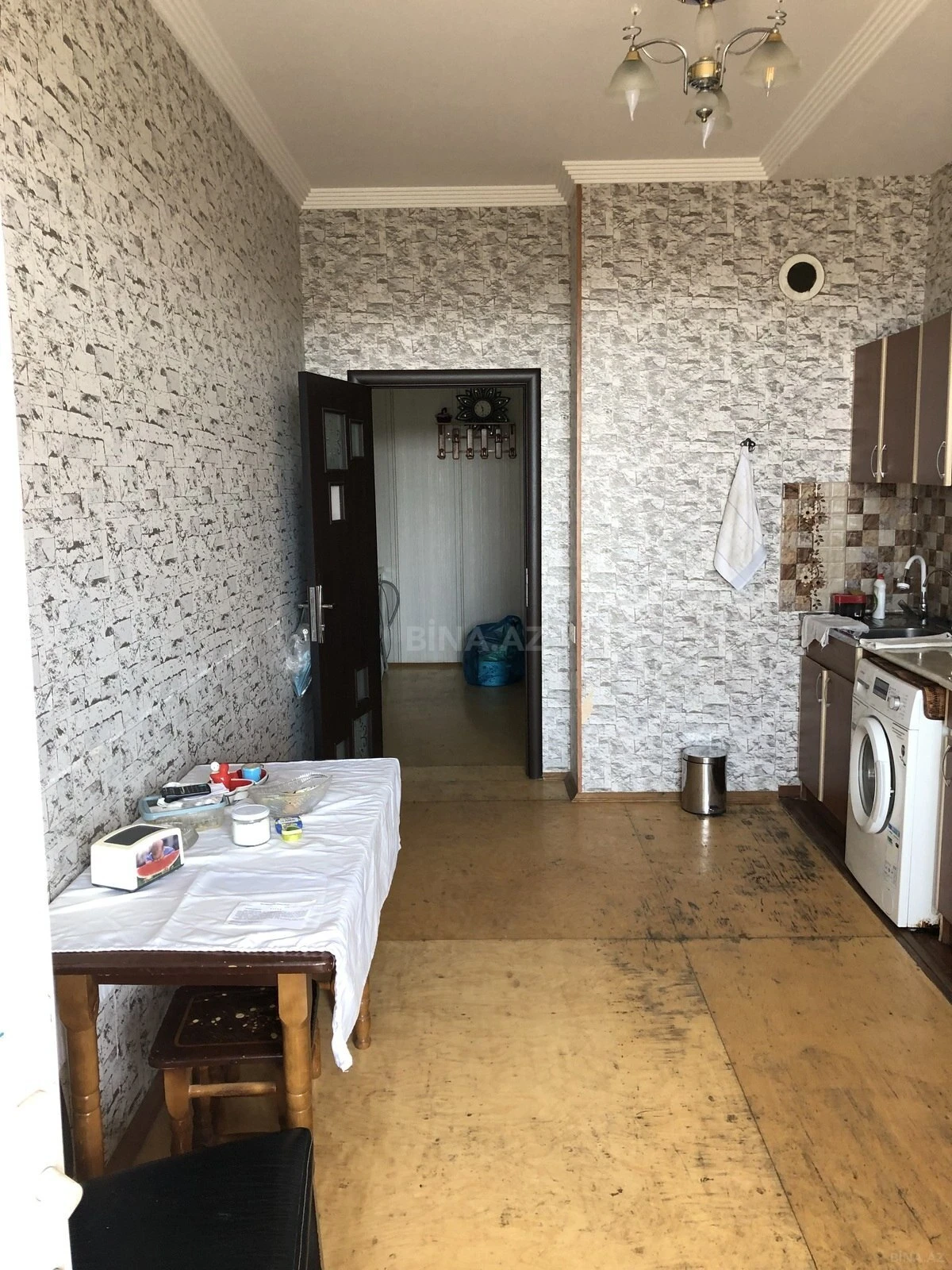 Kirayə verilir 2 otaqlı mənzil 85 m²