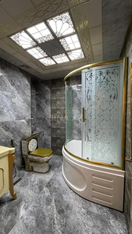 Satılır 3 otaqlı mənzil 128 m²
