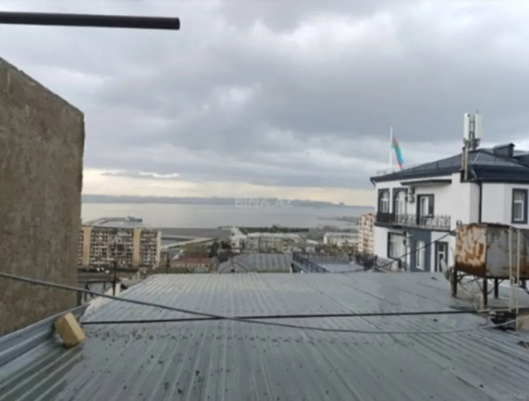 Satılır 4 otaqlı həyət evi 100 m²
