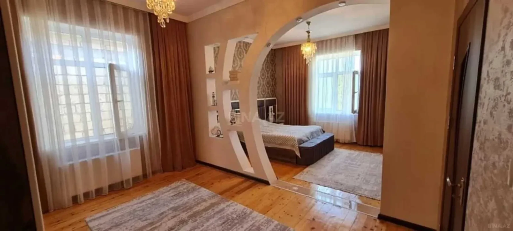 Satılır 6 otaqlı həyət evi 205 m²