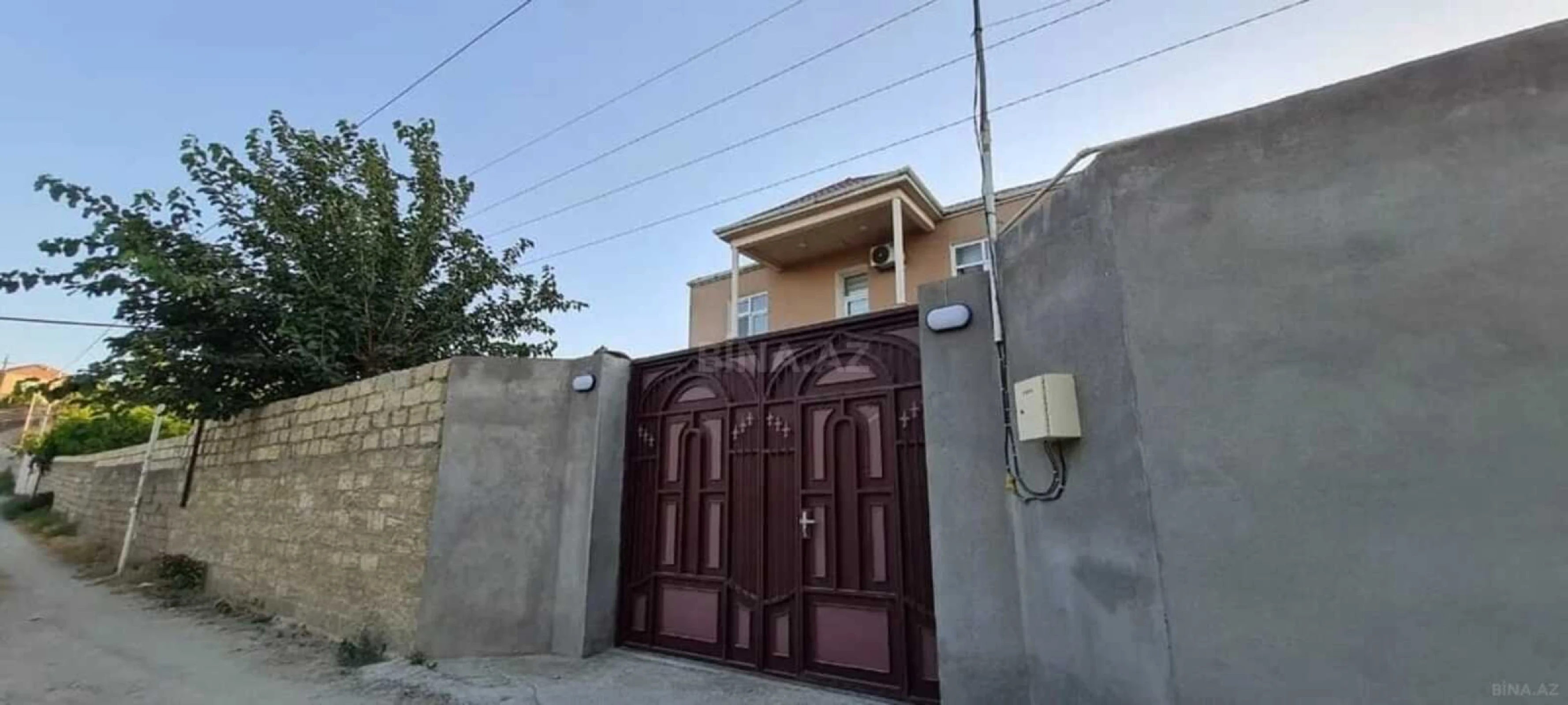 Satılır 6 otaqlı həyət evi 205 m²