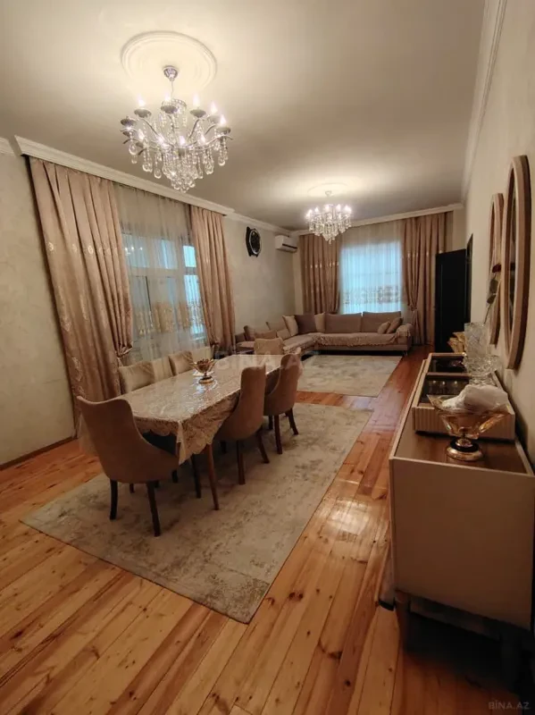 Satılır 6 otaqlı həyət evi 205 m²