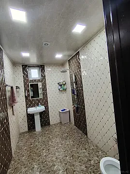 Satılır 6 otaqlı həyət evi 205 m²