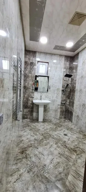 Satılır 6 otaqlı həyət evi 205 m²