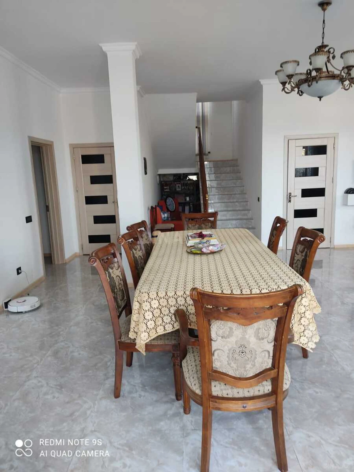Kirayə verilir 4 otaqlı həyət evi 278 m²
