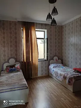 Kirayə verilir 4 otaqlı həyət evi 278 m²