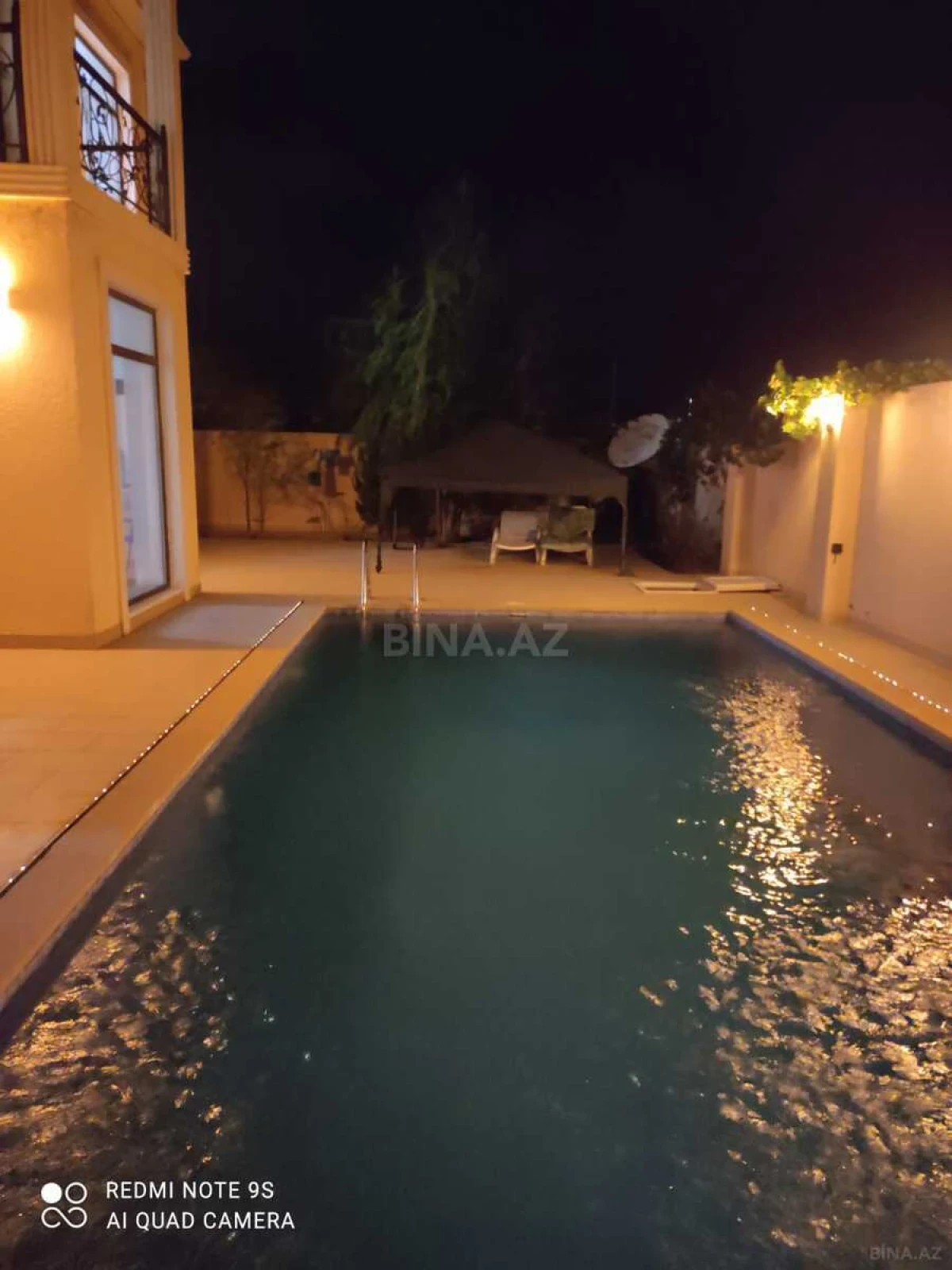 Kirayə verilir 4 otaqlı həyət evi 278 m²