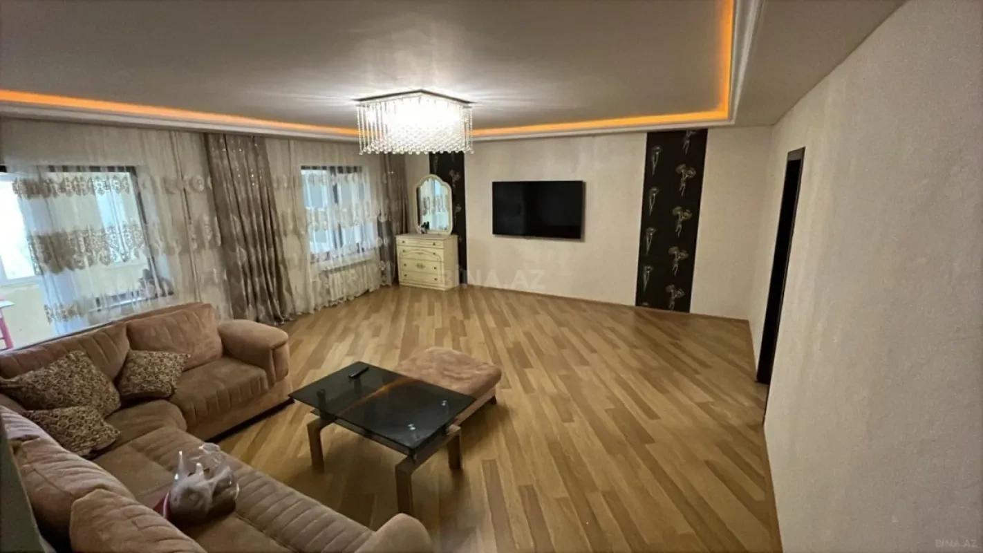 Kirayə verilir 3 otaqlı mənzil 100 m²