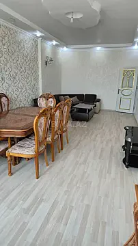Kirayə verilir 2 otaqlı mənzil 100 m²