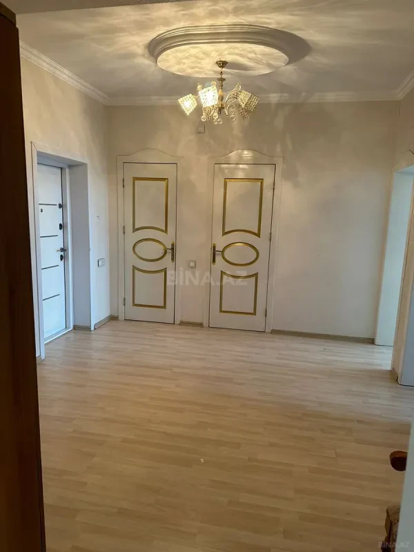 Kirayə verilir 2 otaqlı mənzil 100 m²