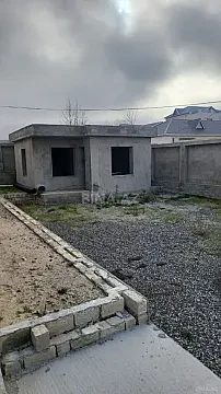 Satılır 7 otaqlı həyət evi 500 m²