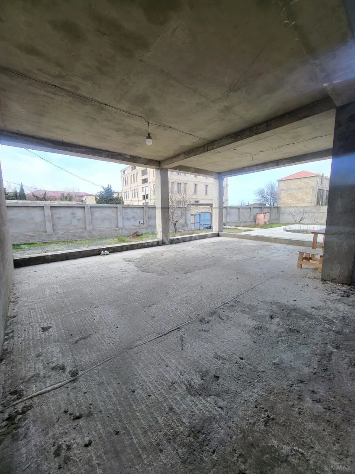 Satılır 7 otaqlı həyət evi 500 m²