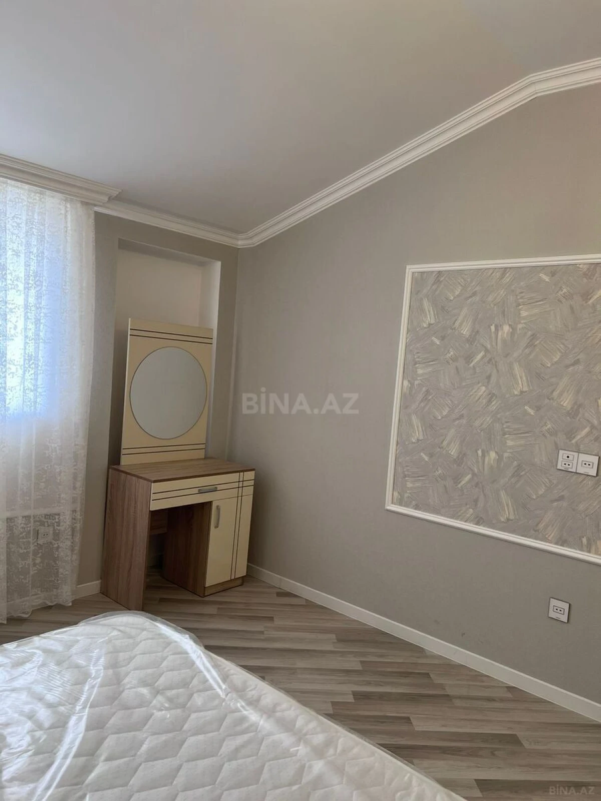 Kirayə verilir 3 otaqlı mənzil 110 m²