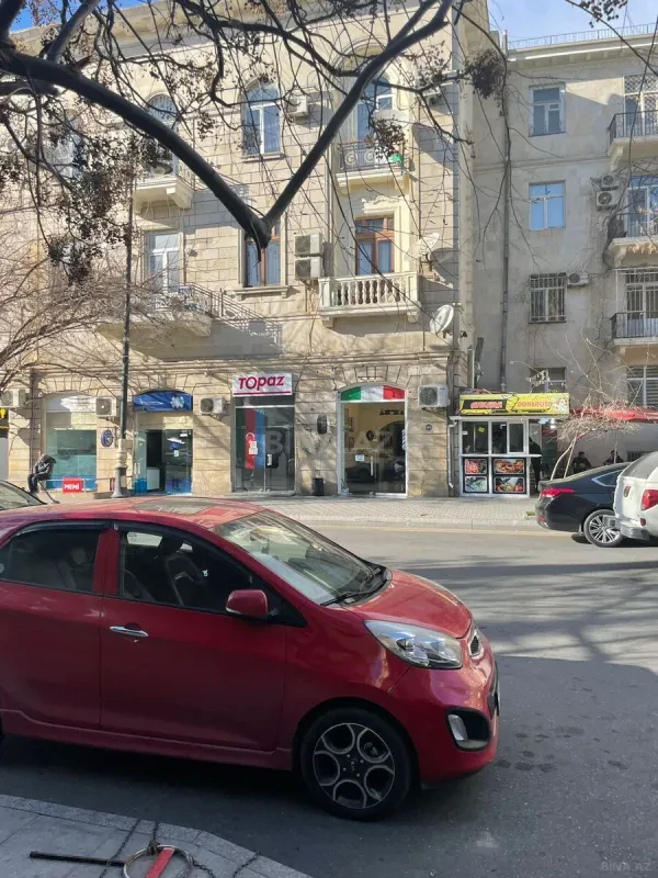 Satılır obyekt 41 m²