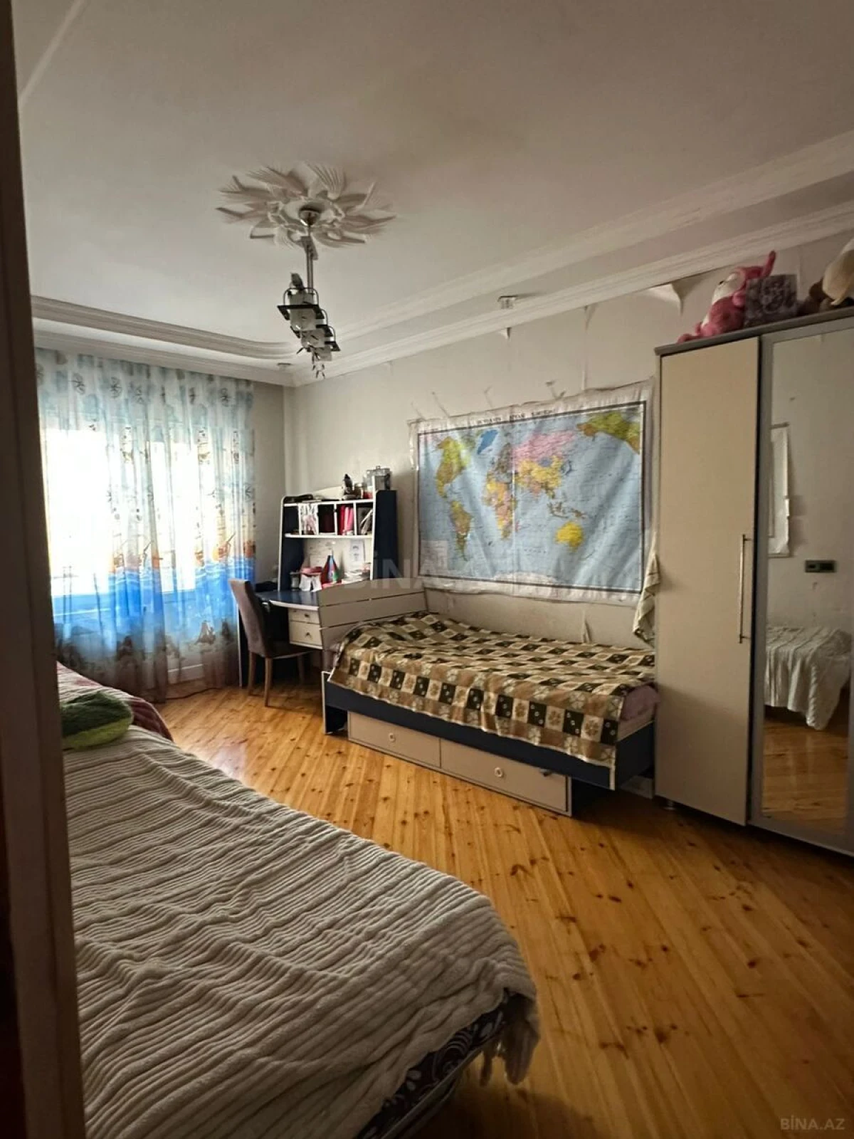 Kirayə verilir 4 otaqlı mənzil 120 m²