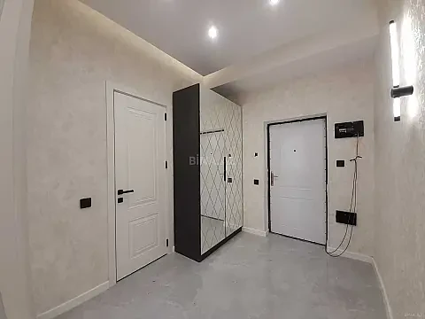 Satılır 2 otaqlı mənzil 56 m²