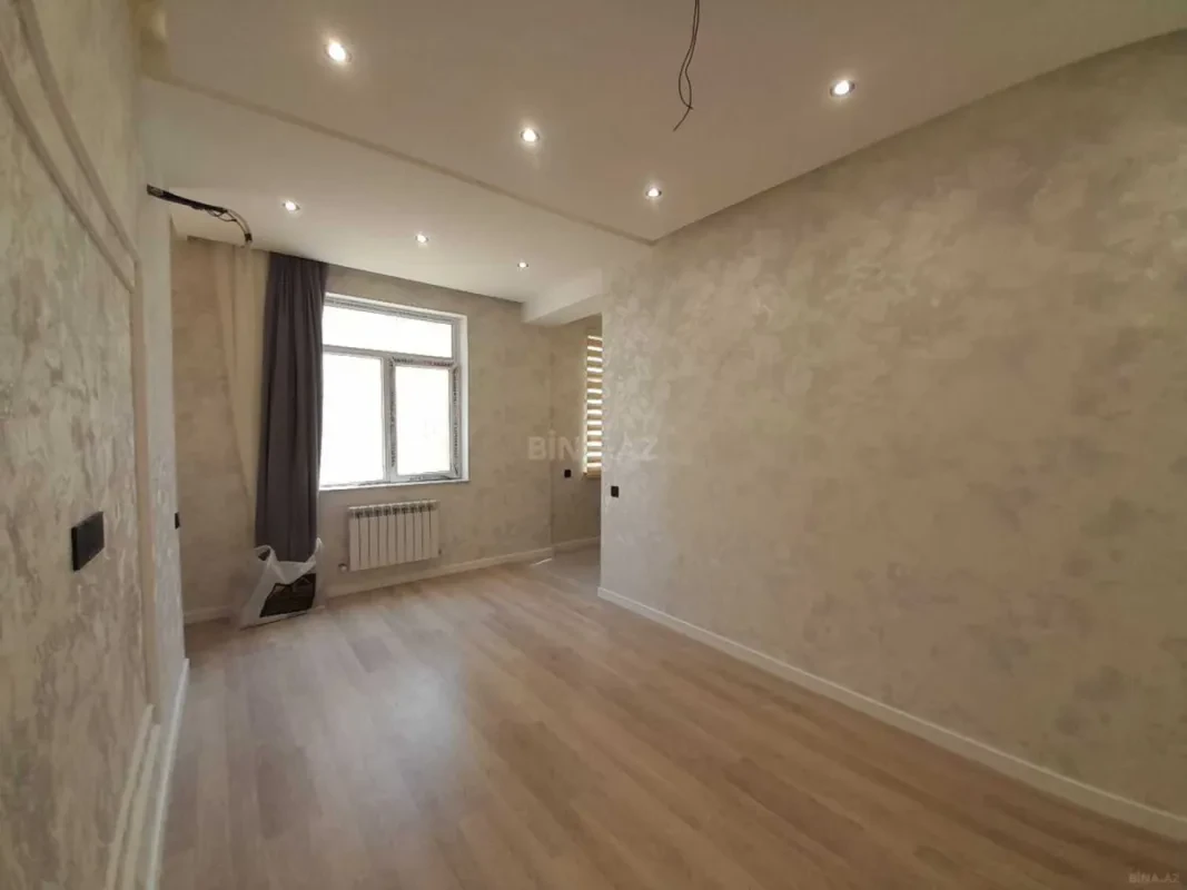 Satılır 2 otaqlı mənzil 56 m²