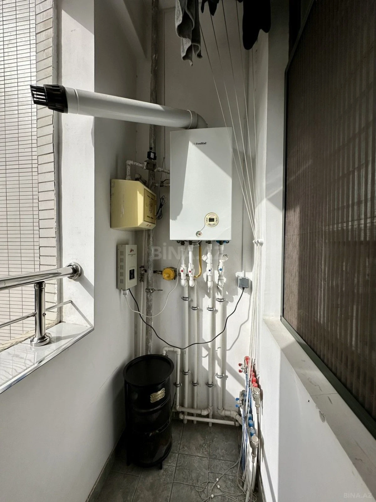 Satılır 3 otaqlı mənzil 98 m²