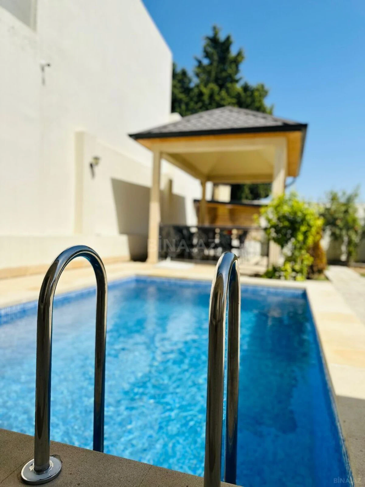 Kirayə verilir 4 otaqlı həyət evi 120 m²