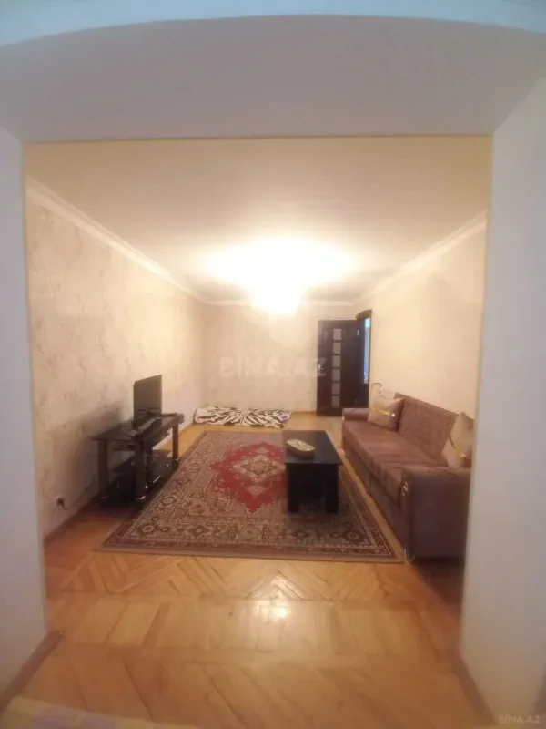 Kirayə verilir 3 otaqlı mənzil 80 m²