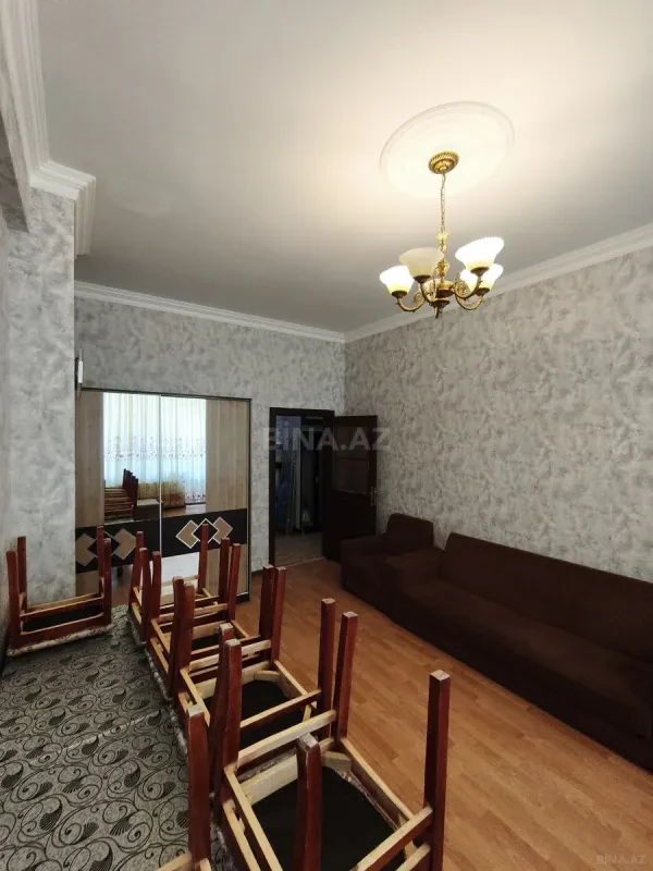 Kirayə verilir 2 otaqlı mənzil 65 m²