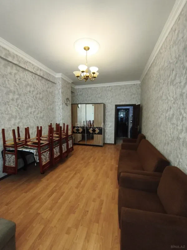 Kirayə verilir 2 otaqlı mənzil 65 m²