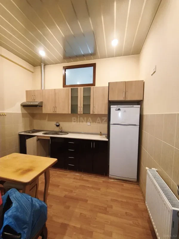 Kirayə verilir 2 otaqlı mənzil 65 m²