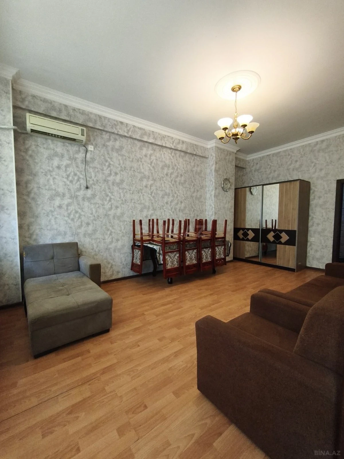 Kirayə verilir 2 otaqlı mənzil 65 m²
