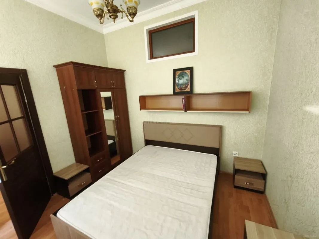 Kirayə verilir 2 otaqlı mənzil 65 m²