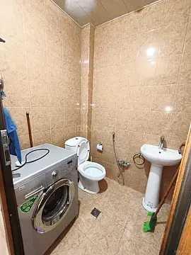 Kirayə verilir 2 otaqlı mənzil 65 m²