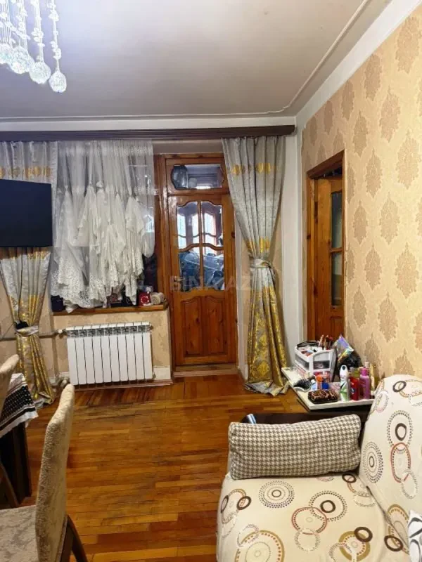Satılır 2 otaqlı mənzil 45 m²