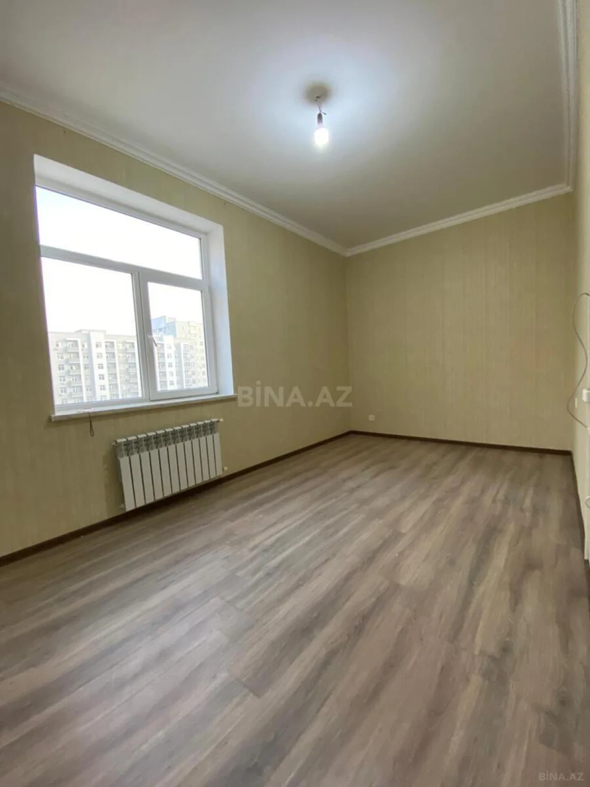 Satılır 3 otaqlı mənzil 77 m²