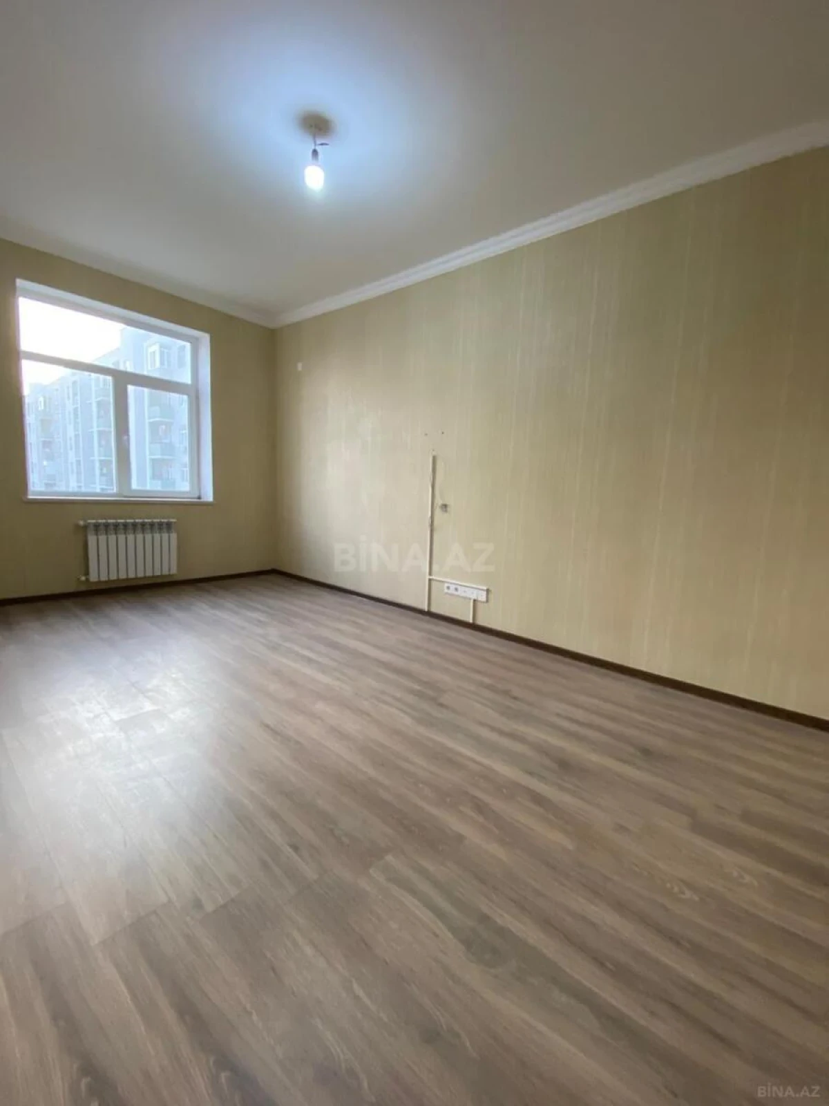 Satılır 3 otaqlı mənzil 77 m²