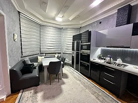 Kirayə verilir 5 otaqlı həyət evi 300 m²