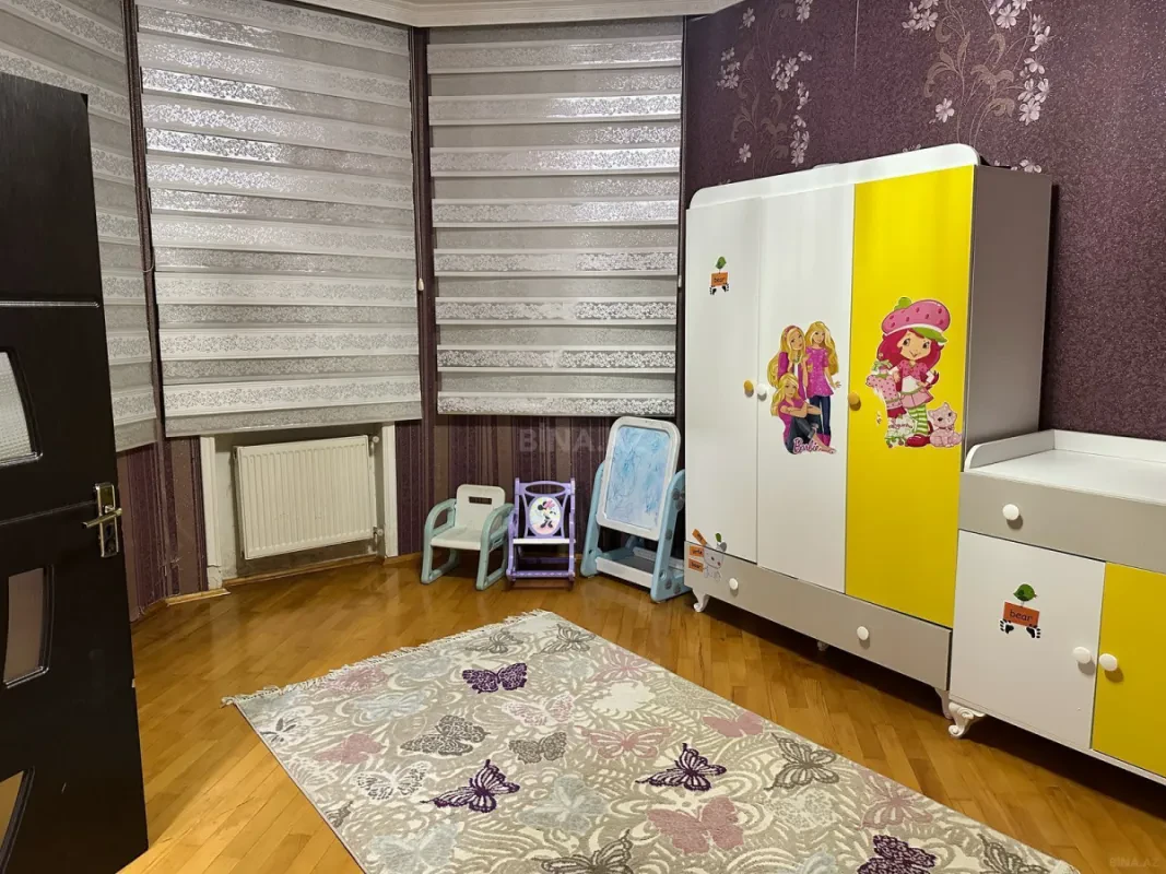 Kirayə verilir 5 otaqlı həyət evi 300 m²