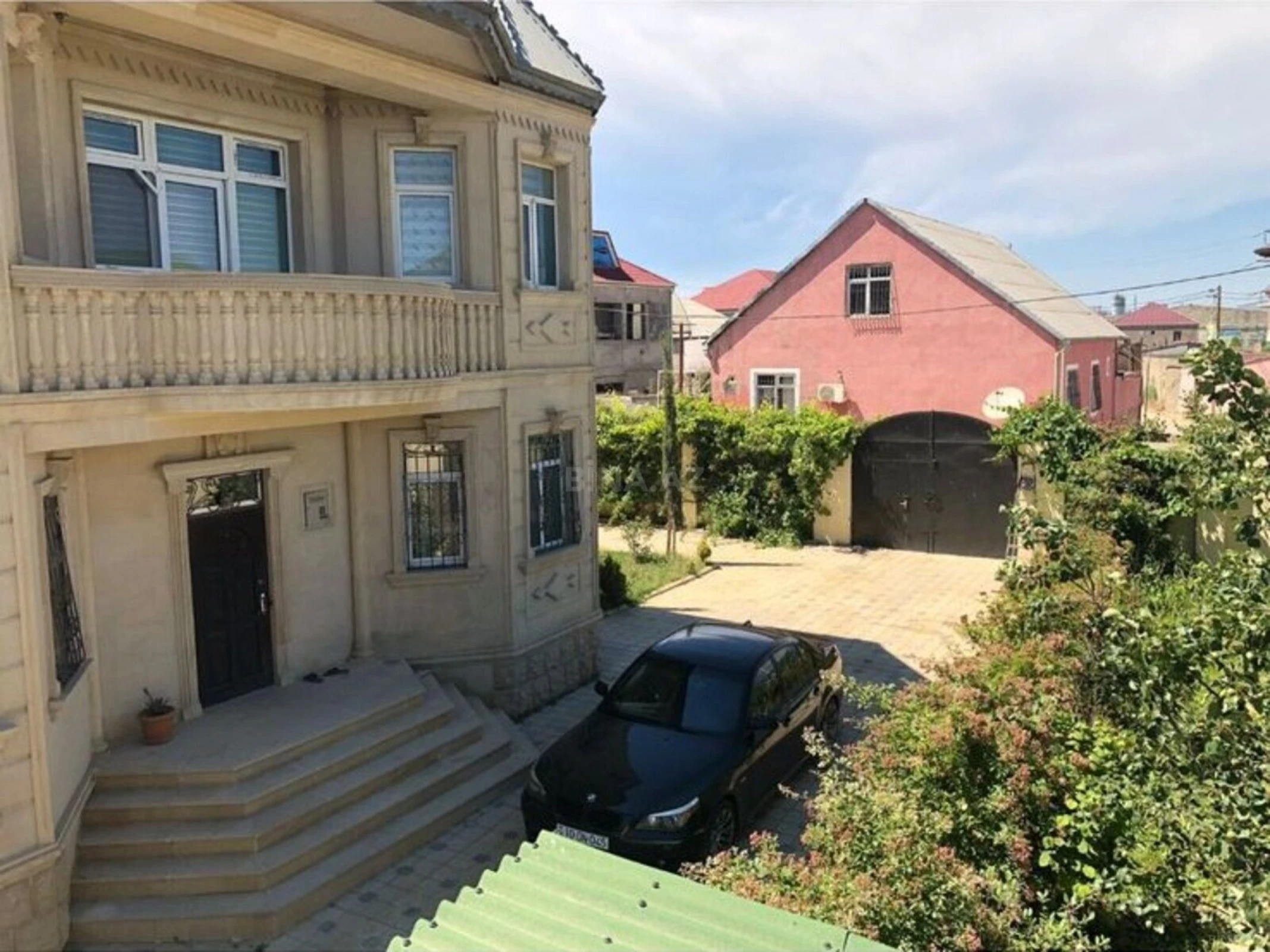 Kirayə verilir 5 otaqlı həyət evi 300 m²